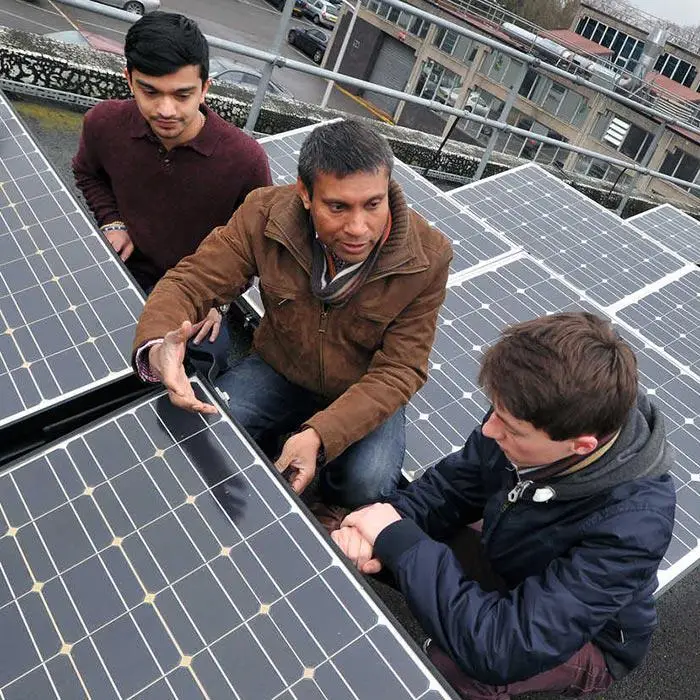 Renewable_Energy_Engineering_700x700