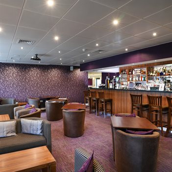 Hotel Bar